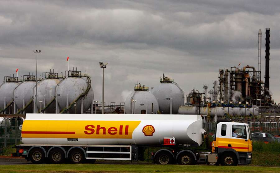 Как крупнейшие нефтегазовые корпорации бьются за выживание