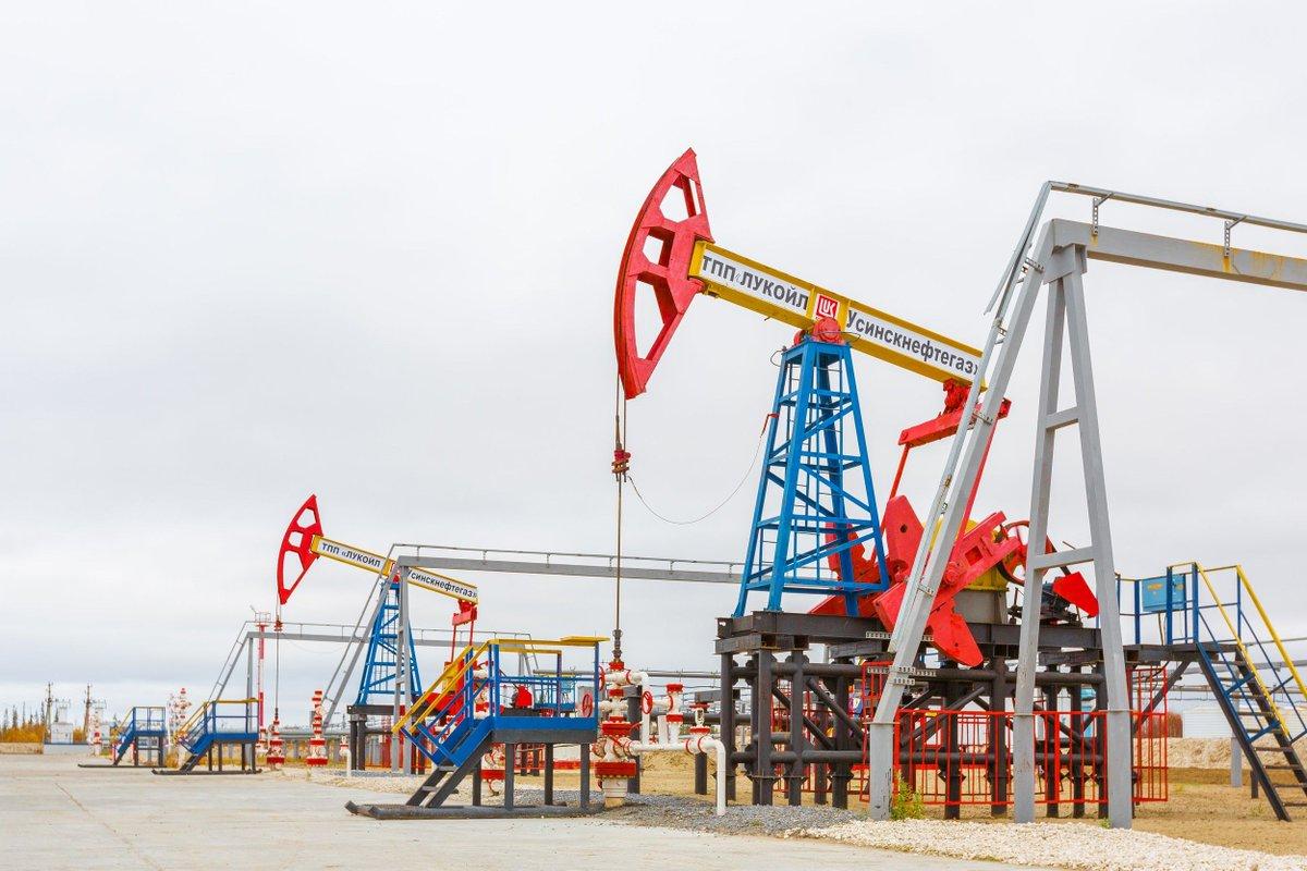 Добыча нефти в России за первое полугодие выросла на 3,4%